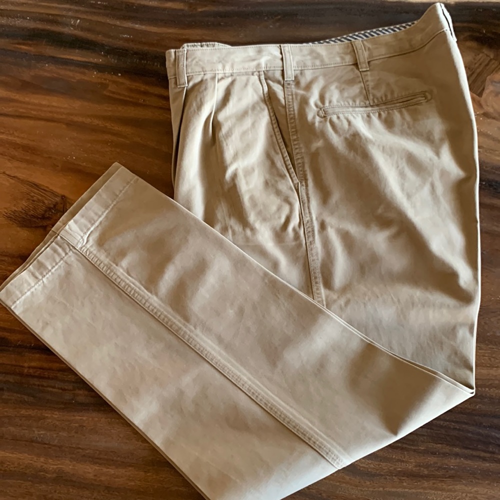 Cremieux Khakis